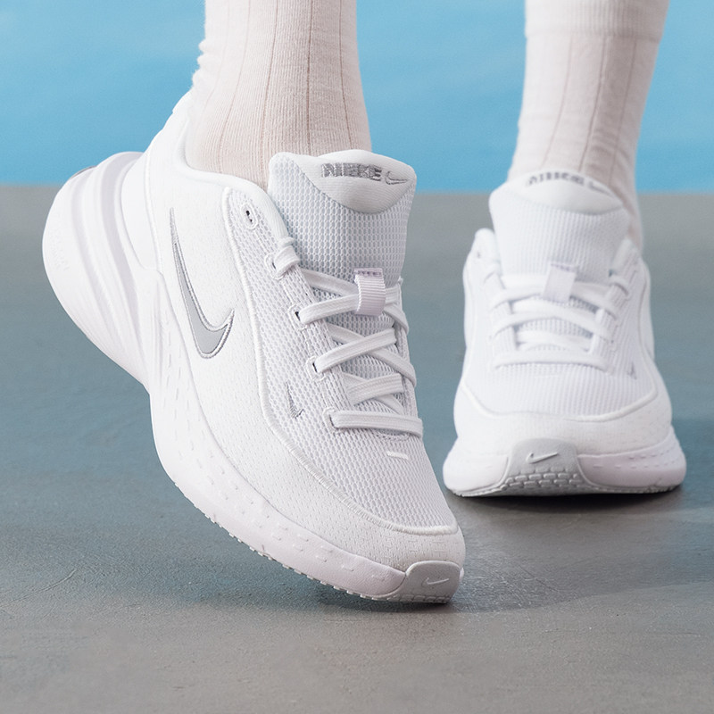 Nike IB2766-101, chaussures de - Women Shoes Running Nike avis et prix